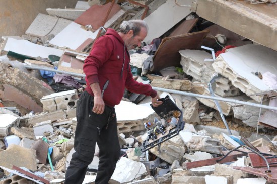 列国鉴·黎巴嫩｜记者观察：黎巴嫩国家重建道阻且长(图2)