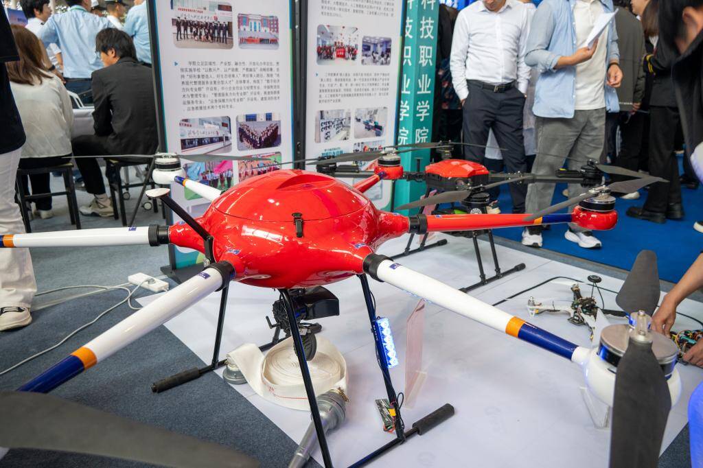 潍坊食品科技职业学院党委副书记、常务副校长李保城：助力乡村振兴 服务健康中国 为新时代职业教育高质量发展贡献潍食力量(图2)