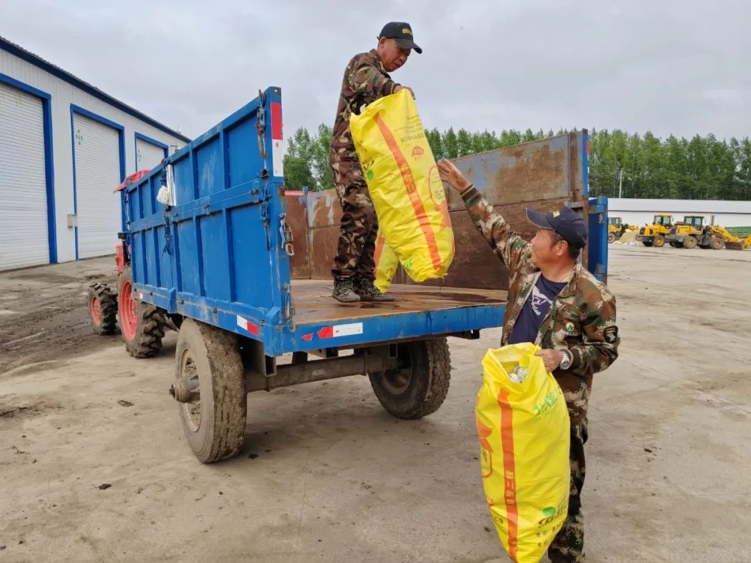 聚焦北大荒庆丰分公司加强农业废弃物回收 推动绿色可持续发展