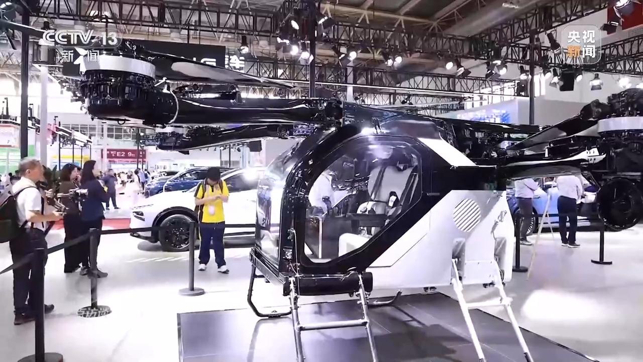 焦点访谈丨本届链博会新意满满 超高“含新量”折射出哪些趋势？(图3)