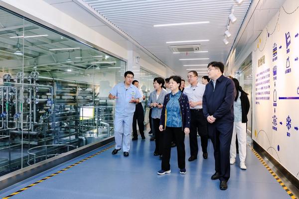 乳品深加工与活性原料创新研讨会召开共话鲜活营养新未来(图3)