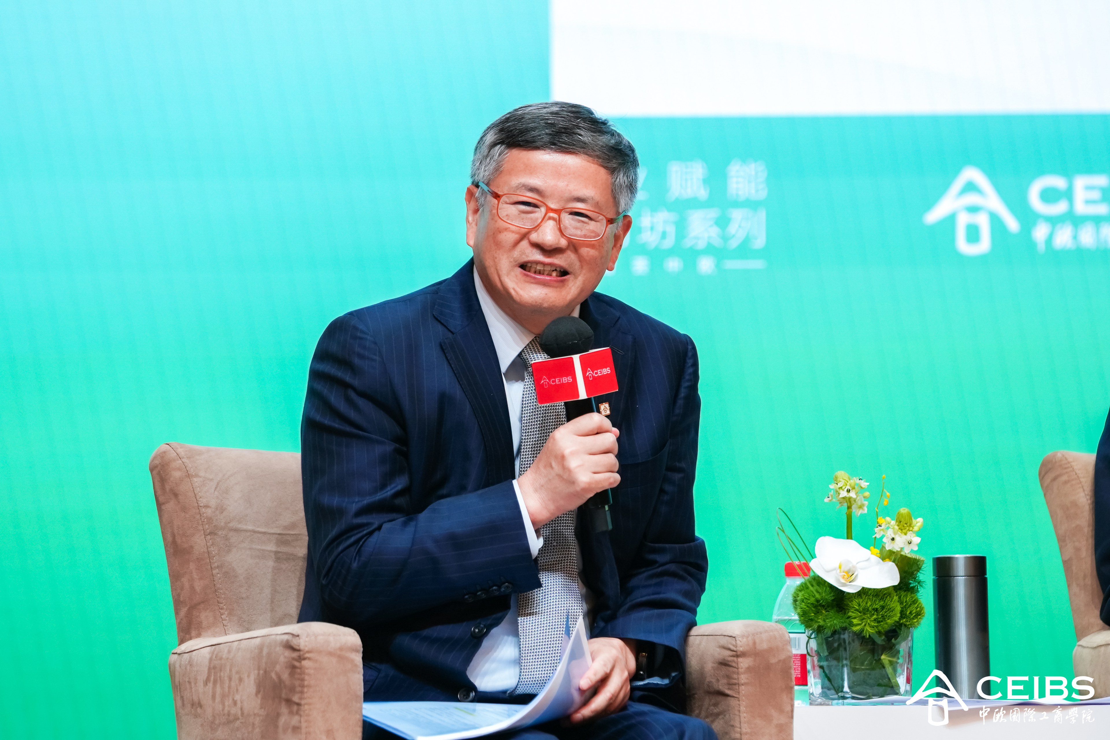 如何做大做强中国农业？专访中欧国际工商学院许定波：以“平台”打破县域发展局限培育真正的农业龙头企业