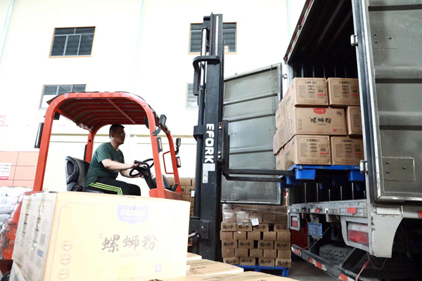 柳江区：精准创新双轮驱动 食药产业强音凑响(图3)