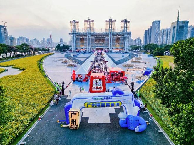 广州精品美食周解锁多元体验观众打卡试吃芬兰可持续猪肉(图2)