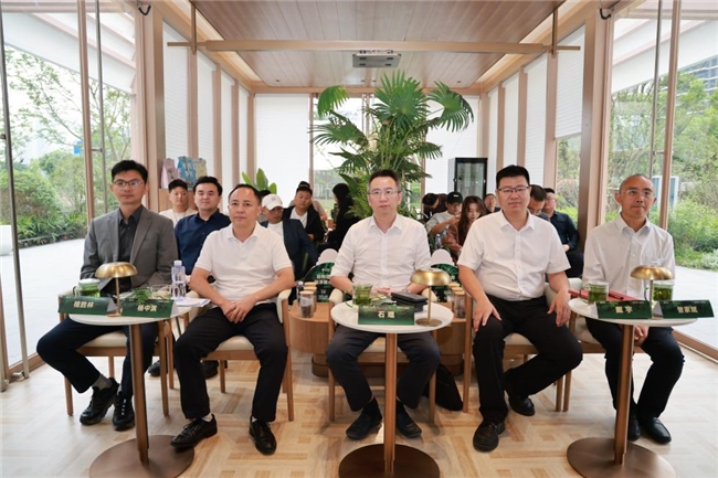 有鱼×沱牌生物科技联合推出酒糟黑水虻宠物食品 开创生态与健康共赢新路径