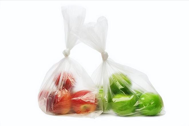 医生提醒：有毒有毒别再用塑料袋装肉冷冻了！真的不健康！(图2)