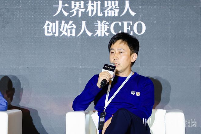 产业链各环节发展迅速具身智能商业化路径逐渐清晰｜甲子引力(图2)