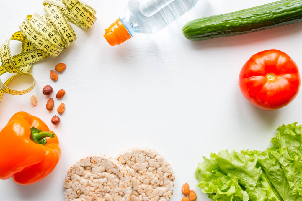 “确保广大人民群众开开心心、欢欢乐乐过好年”