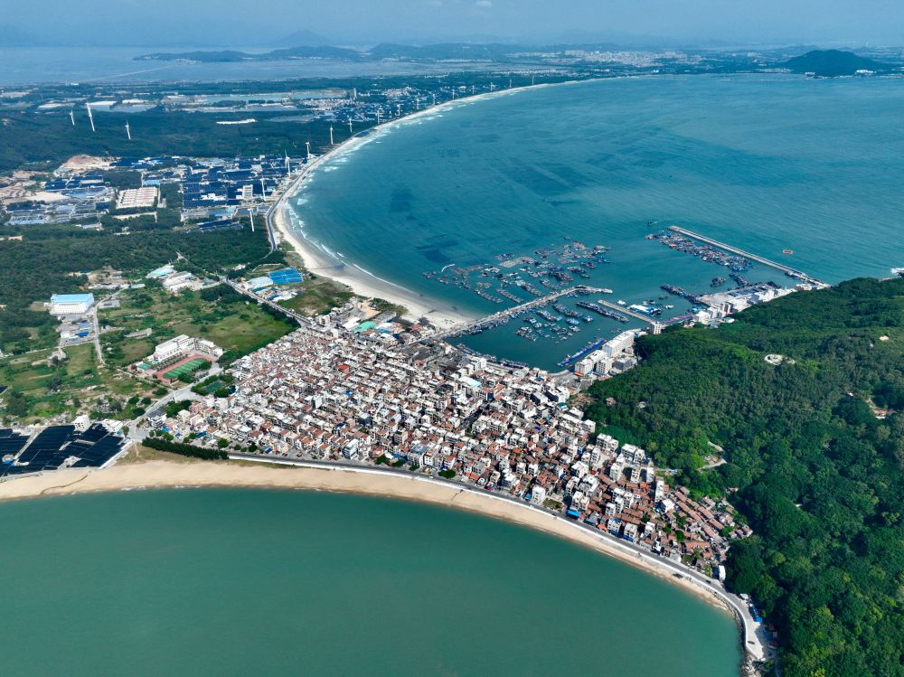 习近平总书记引领中国从脱贫攻坚迈向乡村全面振兴(图13)